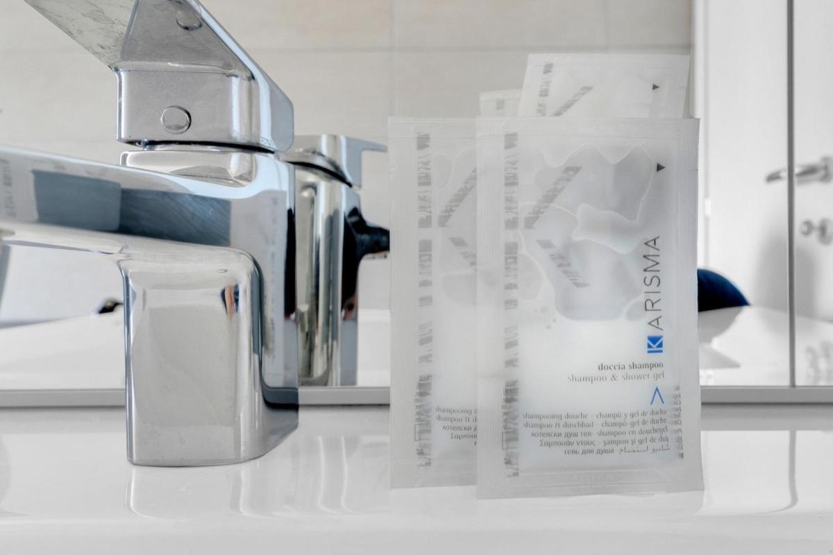 Apartment Metro M2 Famagosta-appartamento X5-self Check-in